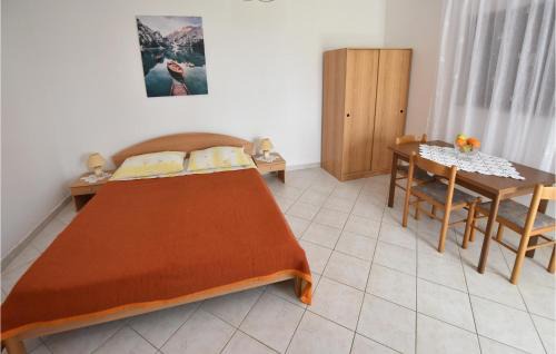 Kustici Apartamento | Awesome Apartment In Kustici