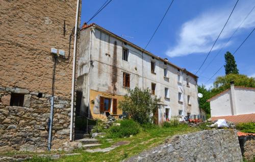 Lozzi Apartamento | Awesome Apartment In Lozzi - Fko697