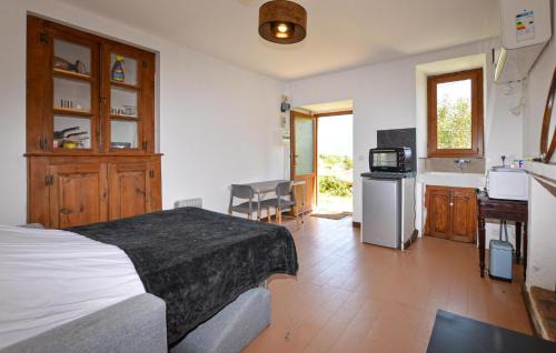 Lozzi Apartamento | Awesome Apartment In Lozzi - Fko697