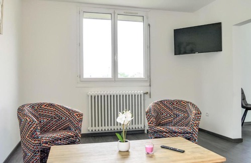 Pirou Apartamento | Awesome Apartment In Pirou With Wifi