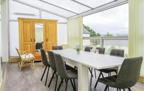 Pirou Apartamento | Awesome Apartment In Pirou With Wifi
