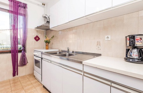Sarsoni Apartamento | Impresionante apartamento en Rijeka con.