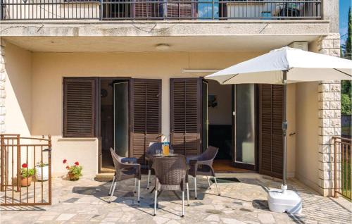Sarsoni Apartamento | Awesome Apartment In Rijeka With Wifi