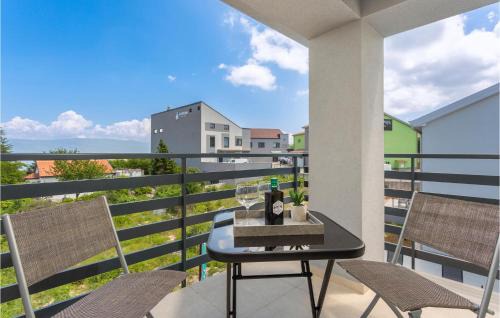 Vrbnik Apartamento | Awesome Apartment In Vrbnik With Wifi