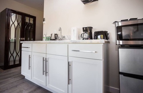 Bankers Hill Apartamento | Awesome Balboa and Downtown View with Cozy Patio