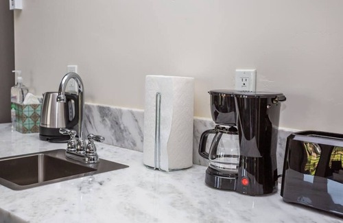 Bankers Hill Apartamento | Awesome Balboa and Downtown View with Cozy Patio