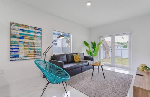 West Little River Casa | Awesome Brand New 3/2 House With Parking