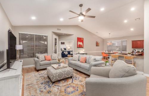 Chandler Casa | Awesome Chandler Home with Heated Pool! home