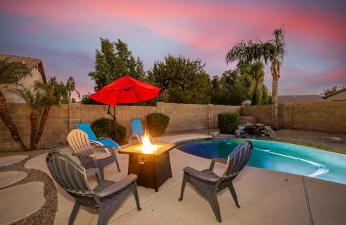 Chandler Casa | Awesome Chandler Home with Heated Pool! home