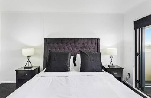 Manukau City Apartamento | Awesome Designer 3BR Apt in the Heart of Manukau