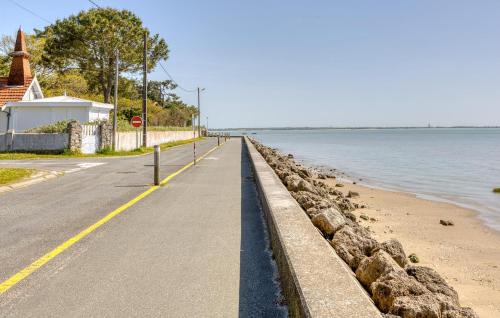 Saint-Trojan-les-Bains Casa | Awesome Home In Saint-Trojan-Les-Bains