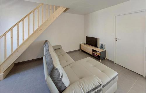 Saint-Vincent-sur-Jard Casa | Awesome Home In Saint Vincent Sur Jard