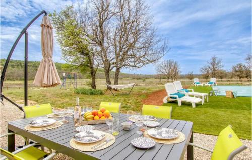 Artigues Casa | Awesome Home In Artigues