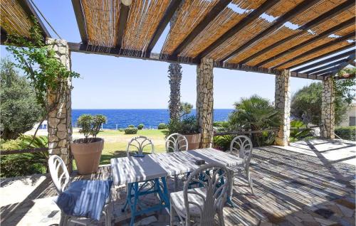 Brucoli Casa | Awesome Home In Augusta With Kitchen