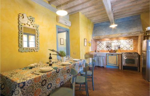 Buggiano Casa | Awesome Home In Buggiano Pt