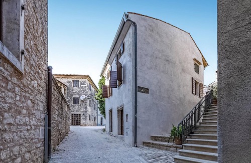 Bale Casa | Impresionante casa en Bale con WiFi