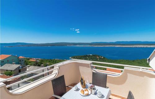 Klanfari Apartamento | Awesome Home In Dramalj With Wifi