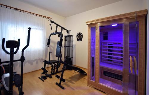 Dugopolje Casa | Awesome Home In Dugopolje With Sauna