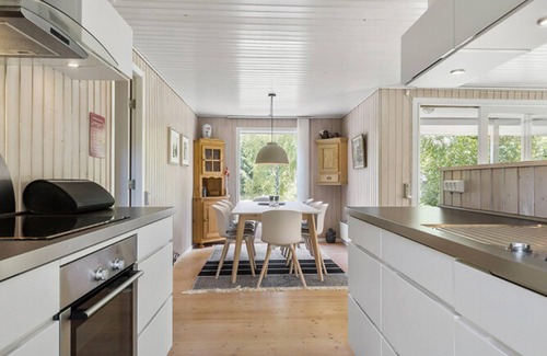 Syddjurs Kommune Casa | Awesome home in Ebeltoft with WiFi