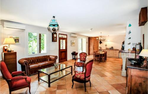 Flaviac Casa | Awesome Home In Flaviac With Wifi