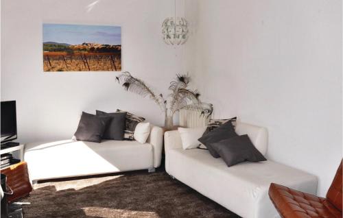 Pouzols-Minervois Casa | Awesome Home In Pouzols-Minervois