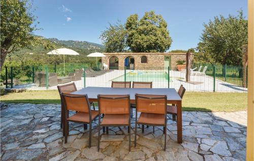 Santa-Maria-Poggio Casa | Awesome Home In Santa Maria Poggio