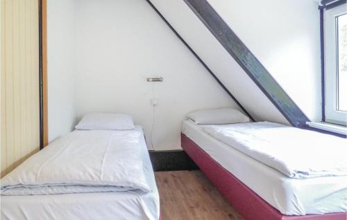 Ferienhausgebiet Hillenseifen Casa | Awesome Home In Gerolstein With Wifi
