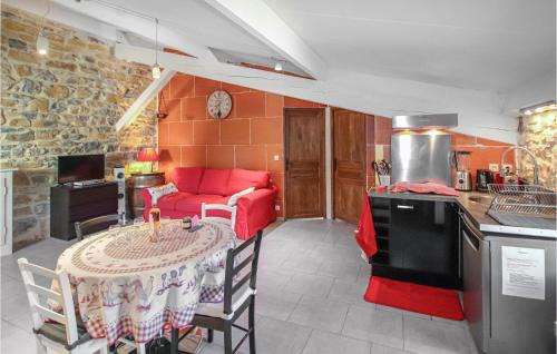Grospierres Casa | Awesome Home In Grospierres With Sauna