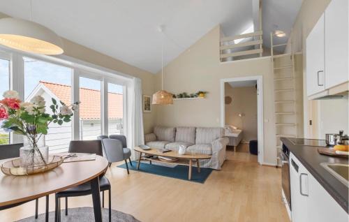 Gudhjem Casa | Awesome Home In Gudhjem With Wifi