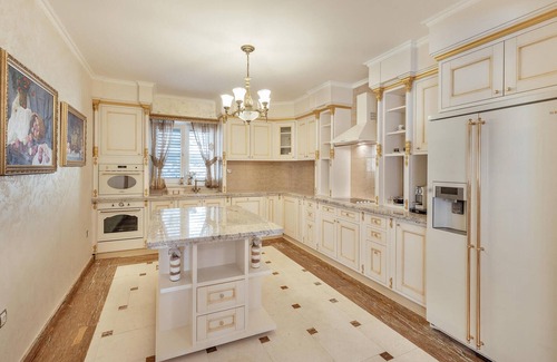 Sasovici Casa | Impresionante casa en Herceg Novi con.