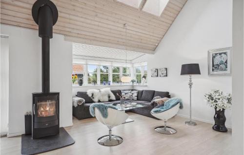 Hirtshals Casa | Awesome Home In Hirtshals With Sauna