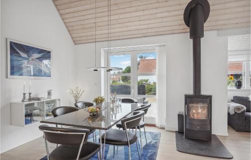 Hirtshals Casa | Awesome Home In Hirtshals With Sauna