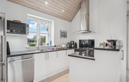 Hirtshals Casa | Awesome Home In Hirtshals With Sauna