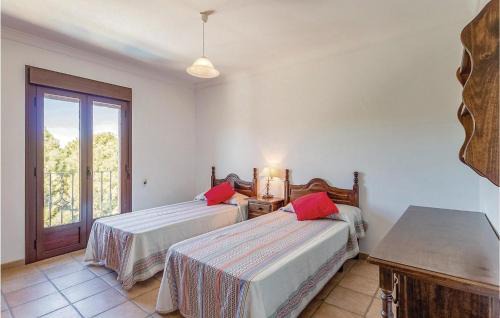 Iznajar Casa | Awesome Home In Iznájar