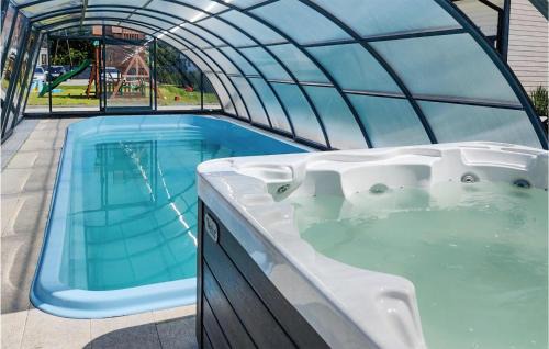 Jantar Casa | Awesome Home In Jantar With Sauna
