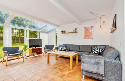 Vibæk Strand Casa | Awesome Home In Knebel With 2 Bedrooms And Internet