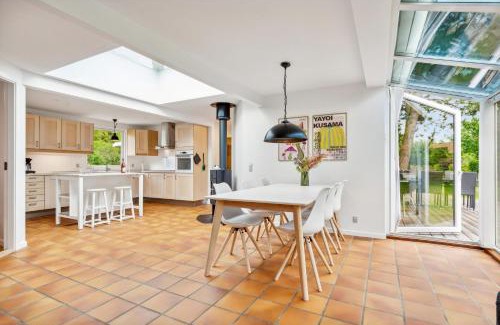 Vibæk Strand Casa | Awesome Home In Knebel With 2 Bedrooms And Internet