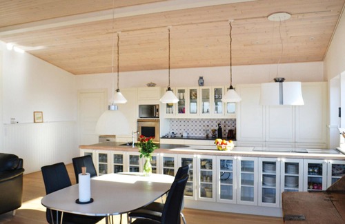 Skødshoved Strand Casa | Hermosa casa en Knebel con cocina
