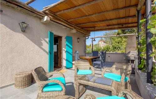 Kornic Casa | Awesome Home In Kornic With Kitchen