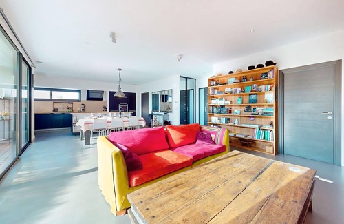 Medis Casa | Impresionante casa en Médis