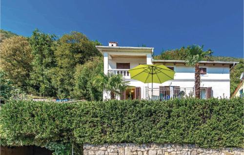 Obrs Casa | Awesome Home In Moscenicka Draga