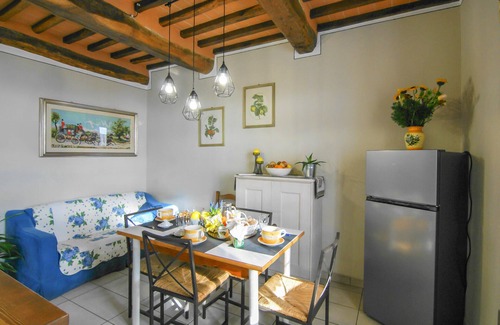 Macchino Casa | Impresionante casa en Macchino con.