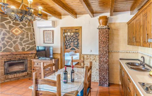 Mecina Bombaron Casa | Awesome Home In Mecina Bombarón