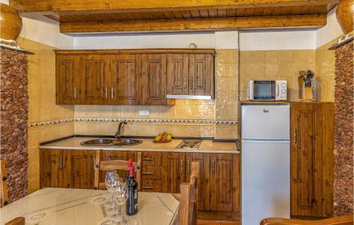 Mecina Bombaron Casa | Awesome Home In Mecina Bombarón