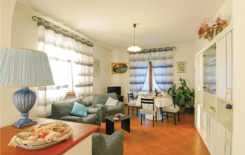 Capanne-Prato-Cinquale Casa | Awesome Home In Montignoso -Ms-