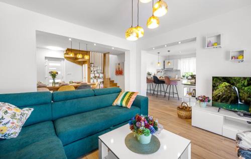 Pirovac Casa | Awesome Home In Pirovac With Kitchen