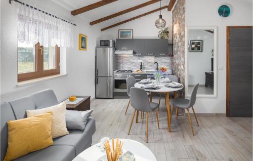 Rovinj Casa | Awesome Home In Rovinj With Kitchen