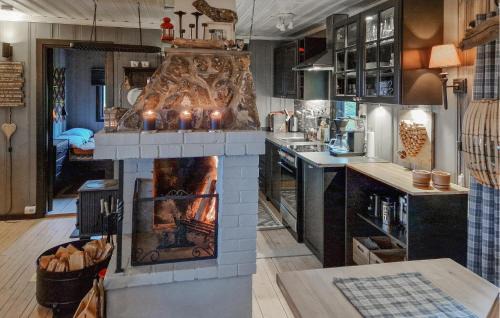 Sjusjoen Casa | Awesome Home In Sjusjøen With Wifi