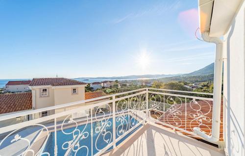 Stankovici Casa | Awesome Home In Stankovic With Wifi