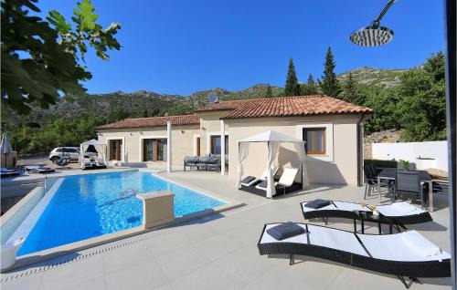 Starigrad Casa | Awesome Home In Starigrad Paklenica